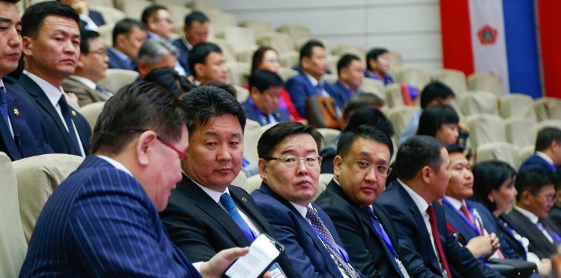 Эдийн засагтайгаа ноцолдооч