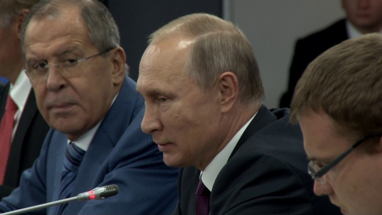 Оросын дарга нар гадаадад эмчлүүлэх бол албан тушаалаасаа татгалзахаар боллоо