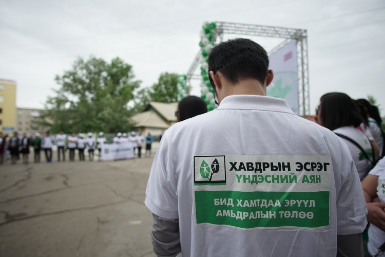 ХААН Банк сан нийгэмд гэрэл түгээсээр 14 дэх жилтэйгээ золголоо
