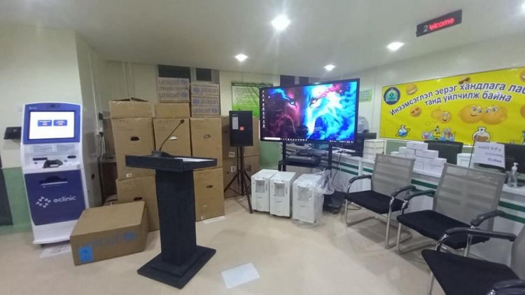 Эрүүл мэндийн салбарт шаардлагатай тоног төхөөрөмж, эм тариа хүлээлгэн өгчээ