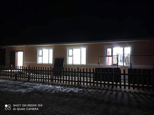 Багийн төвийн байрыг сэргээгдэх эрчим хүчинд холболоо